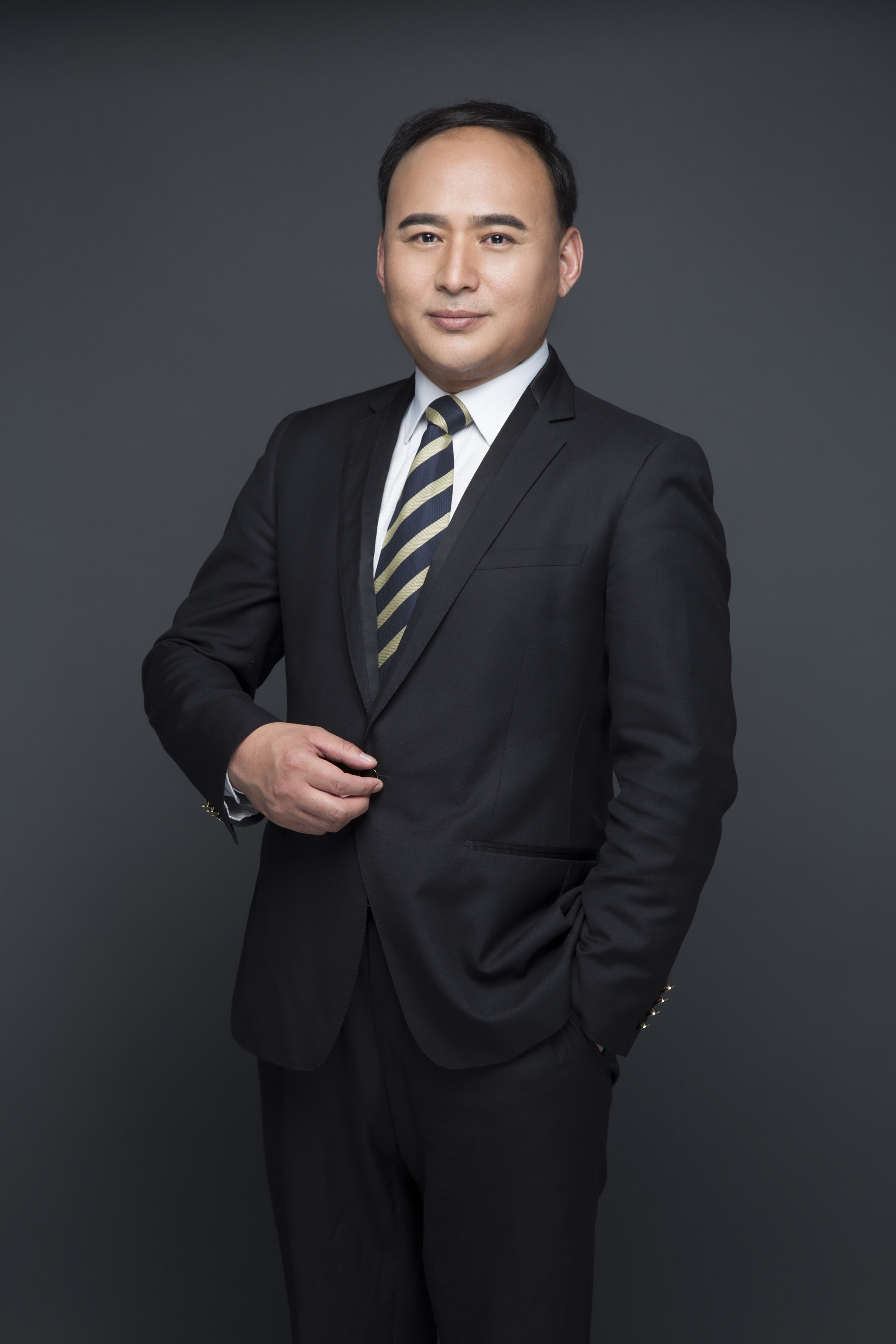 彭瑛 导演 & 创意总监